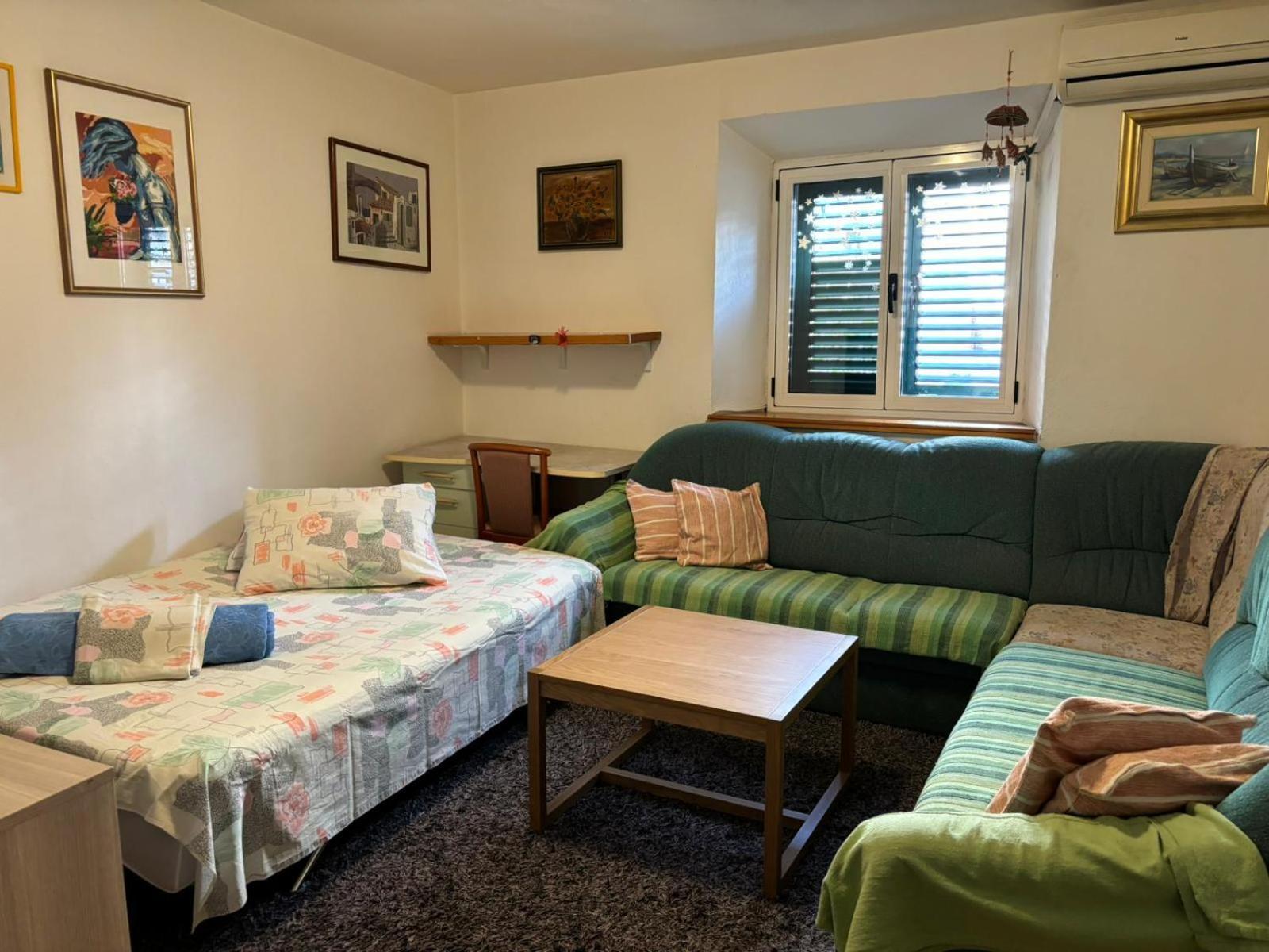 Hana Appartement Makarska
