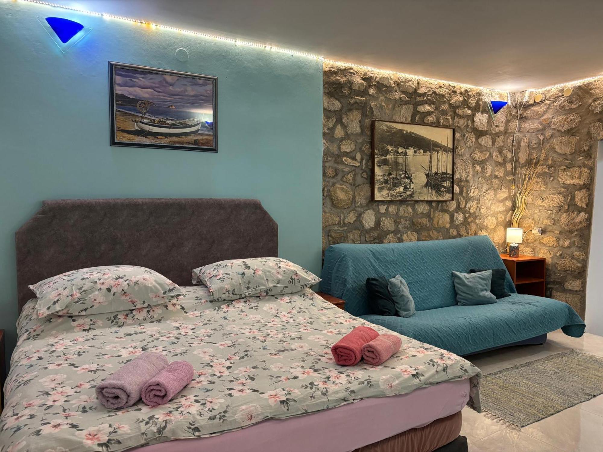 Apartment Hana Makarska