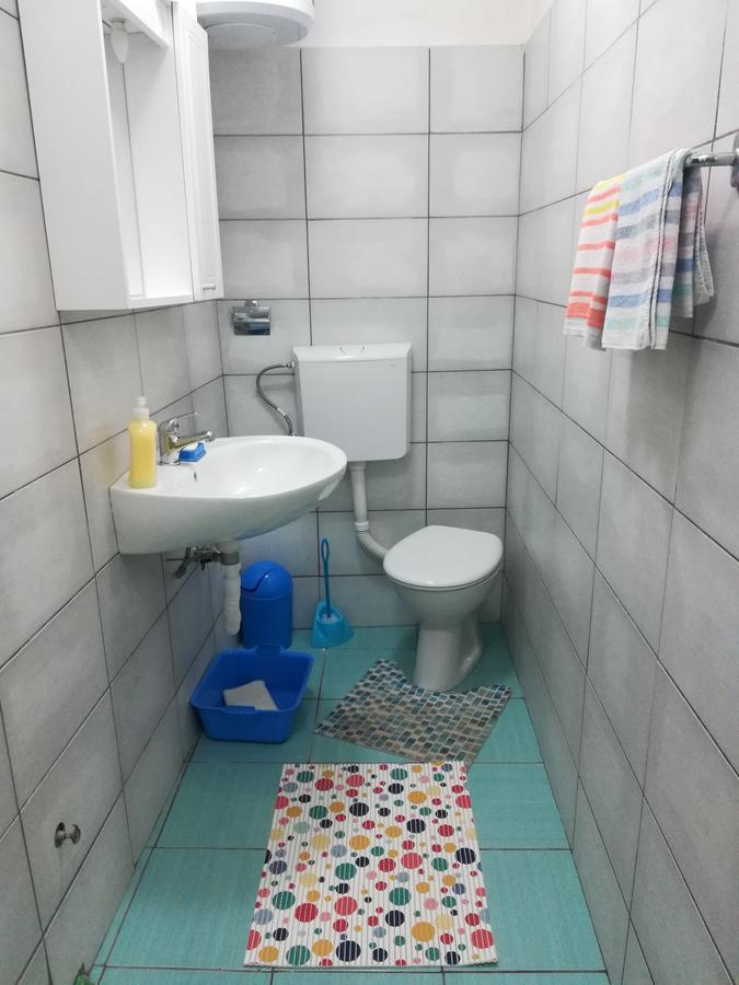 Hana Apartment *